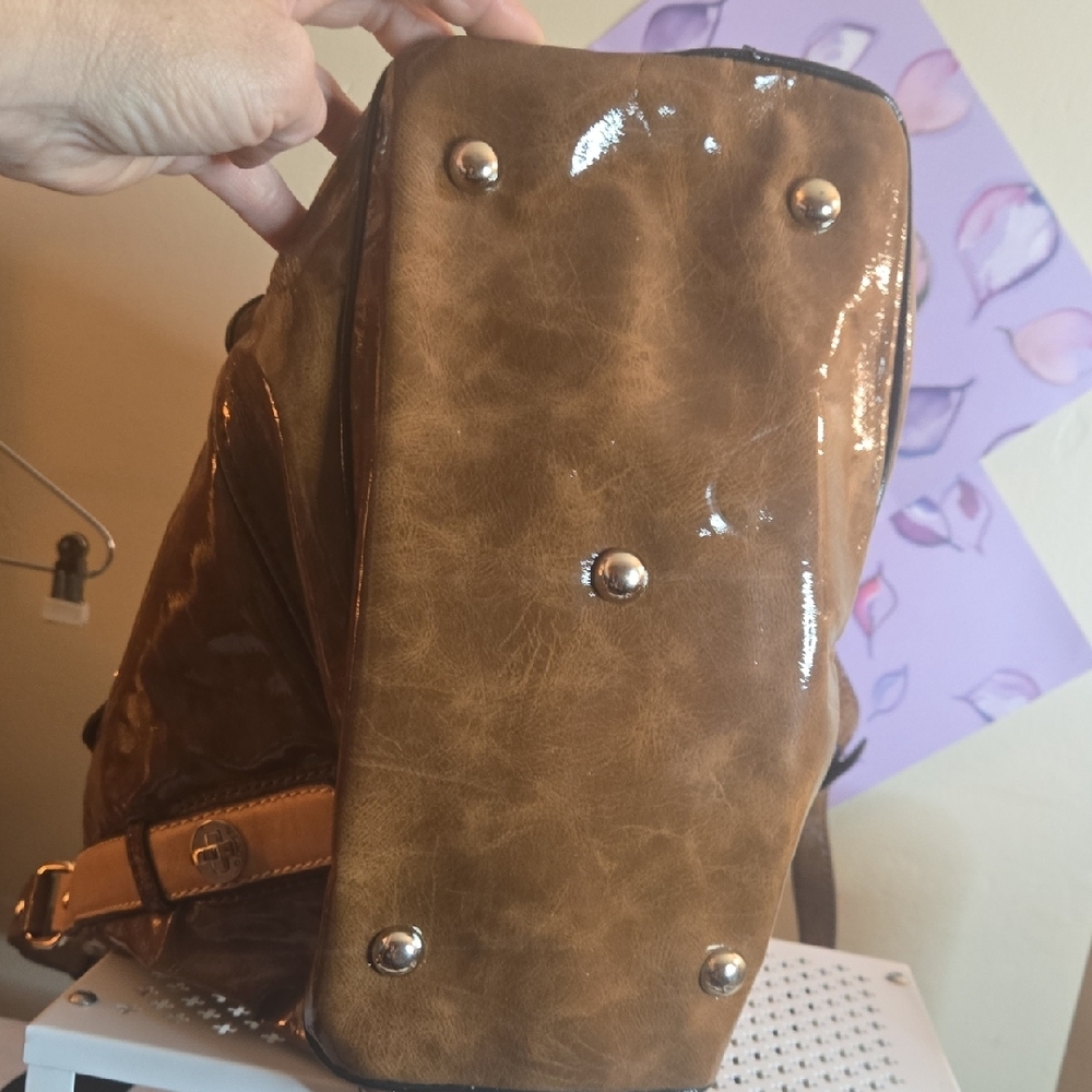 Guess Patent Leather Brown Handbag - image 5
